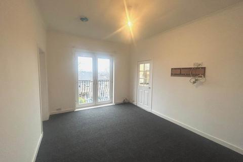 3 bedroom cottage to rent, Reston Drive, Glasgow