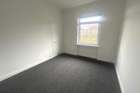 3 bedroom cottage to rent, Reston Drive, Glasgow