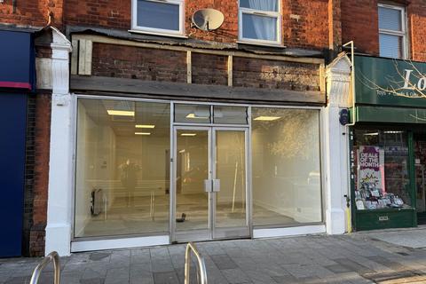 Retail property (high street) to rent, Brighton Road, Coulsdon