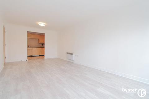 2 bedroom apartment to rent, Glebelands Close, London, N12