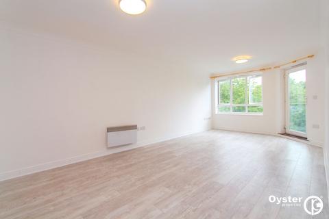 2 bedroom apartment to rent, Glebelands Close, London, N12