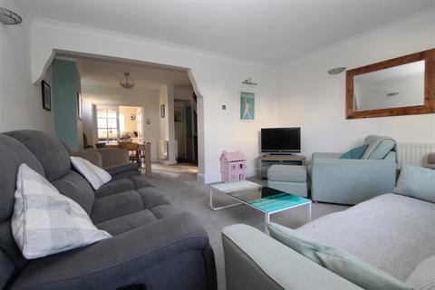 3 bedroom end of terrace house for sale, Reading Street, Broadstairs