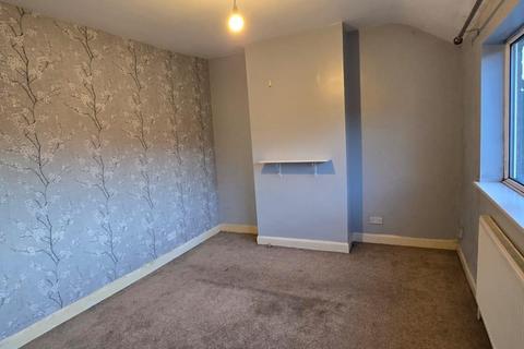 2 bedroom semi-detached house to rent, Birdbrook Road, Birmingham