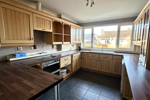 3 bedroom semi-detached bungalow for sale, Station Road, Gilberdyke