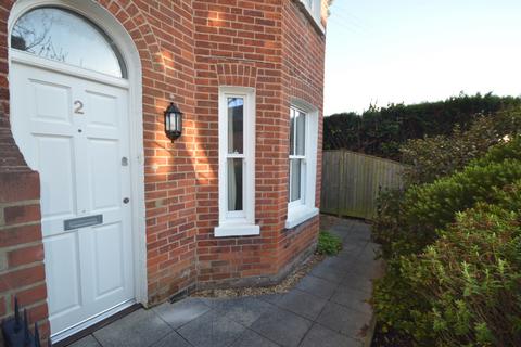 1 bedroom ground floor flat to rent, Byron Court, Belmore Lane, Lymington, Hampshire, SO41