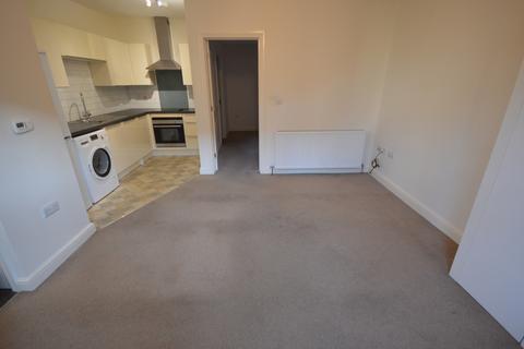 1 bedroom ground floor flat to rent, Byron Court, Belmore Lane, Lymington, Hampshire, SO41