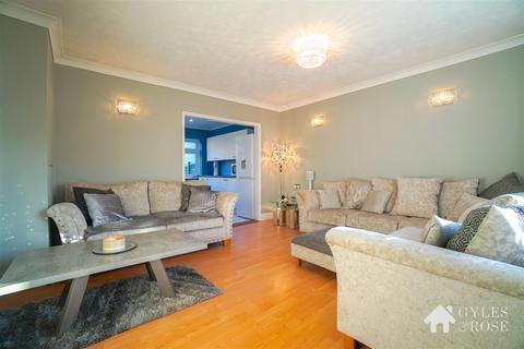 4 bedroom semi-detached house for sale, The Walk, Eight Ash Green