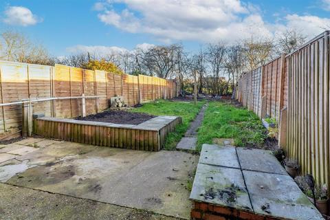 3 bedroom terraced house for sale, Aycliffe Road, Borehamwood WD6