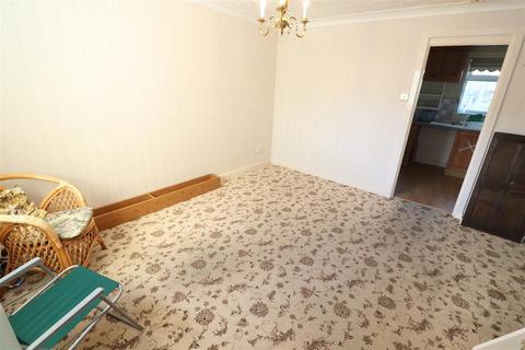 2 bedroom end of terrace house for sale, Wheatcroft Gardens, Rushden NN10