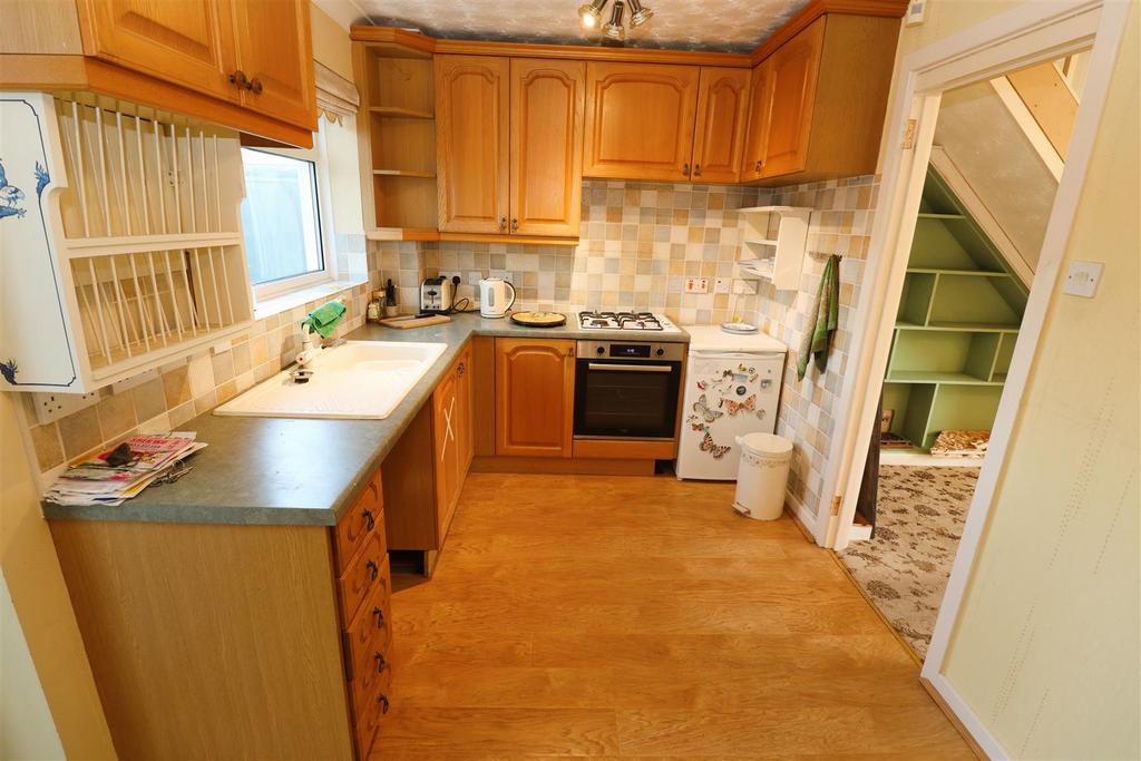 Kitchen / Breakfast Room