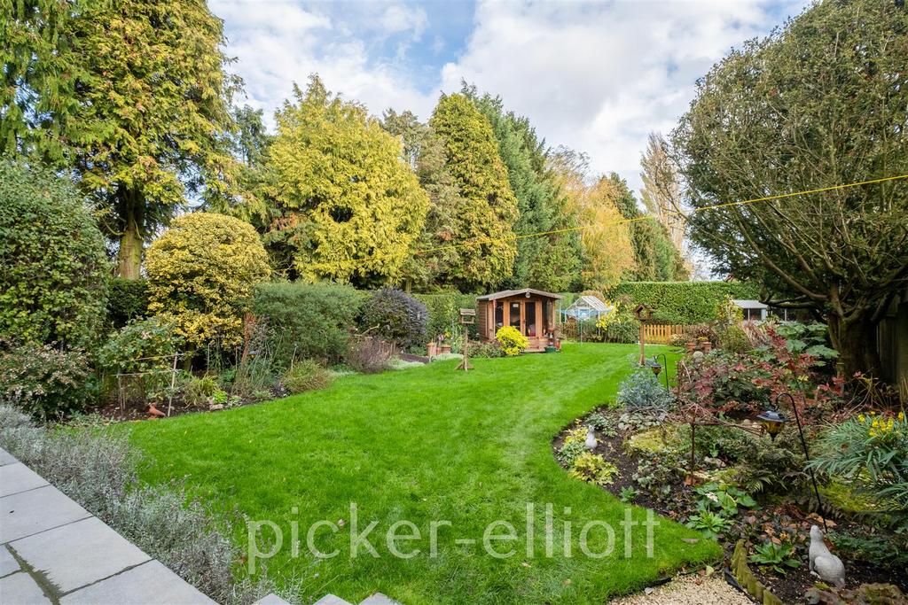 Landscaped Rear Garden