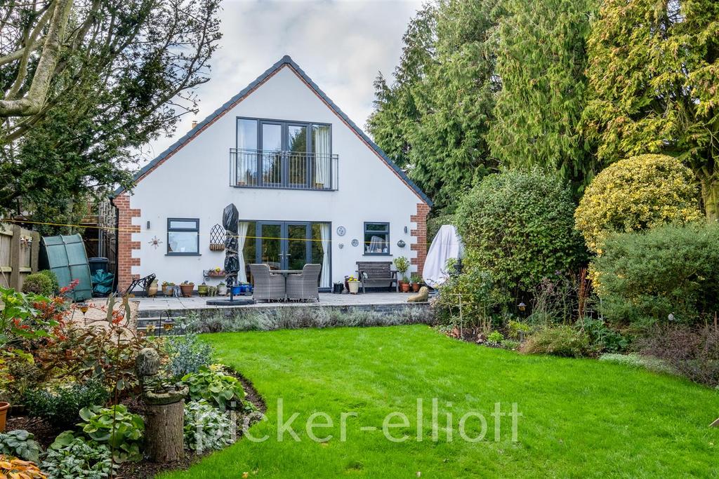 Landscaped Rear Garden