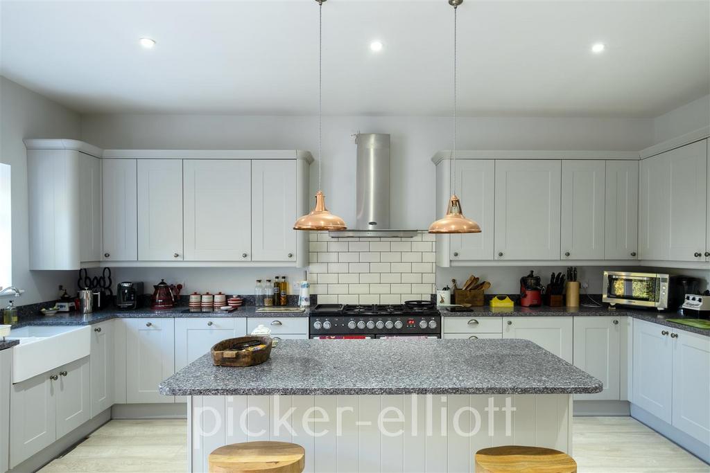 Impressive Living Kitchen/Dining Room