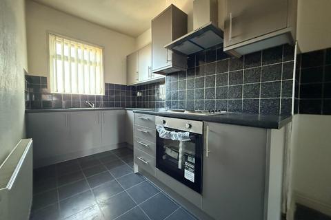 3 bedroom flat to rent, West View, Horden