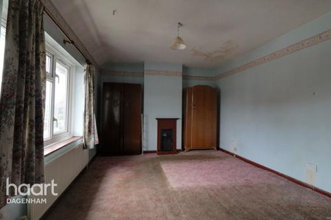 14 Alibon Road, Dagenham, RM9 5QU