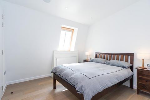 2 bedroom apartment to rent, Fortess Road, Kentish Town, NW5