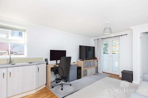 1 bedroom flat for sale, Castlemain Avenue, Bournemouth BH6