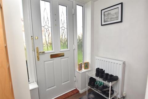64 Thornpark Rise, Exeter, EX1 3HT