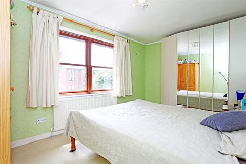 1 bedroom flat to rent, Holley Road, Shepherd's Bush W3