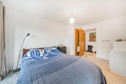 2 bedroom flat for sale, Cowley Road, Oval