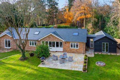 4 bedroom bungalow for sale, Star Hill, Churt, Farnham, Surrey, GU10