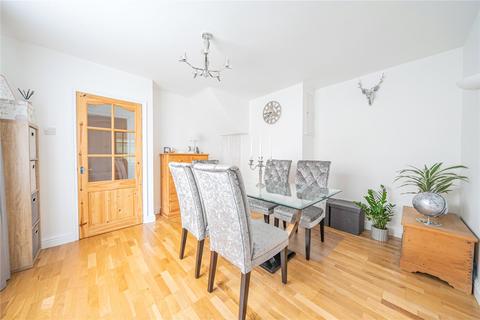 81 Church Avenue, Leeds, LS6 4JX