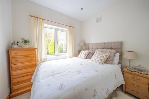81 Church Avenue, Leeds, LS6 4JX