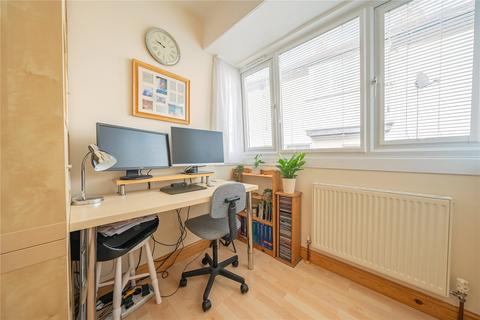 81 Church Avenue, Leeds, LS6 4JX