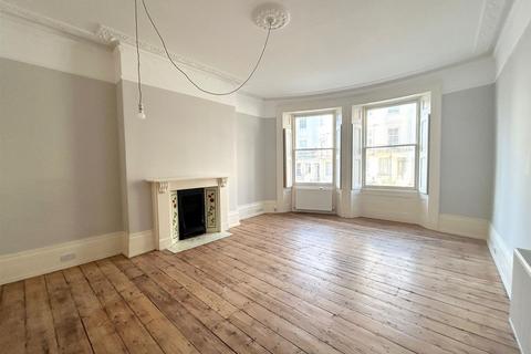 2 bedroom flat to rent, Lansdowne Place, Hove