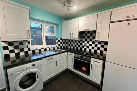 2 bedroom terraced house to rent, Forest Park,  Berkshire,  RG12