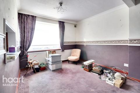 113 Butneys, Basildon, SS14 2DR