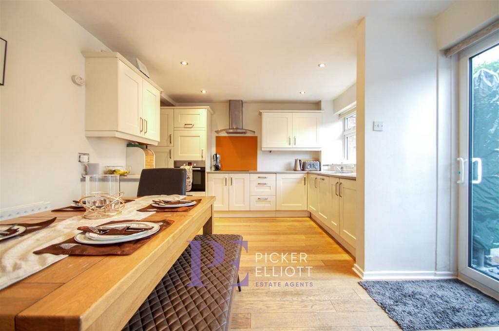 Family Dining Kitchen