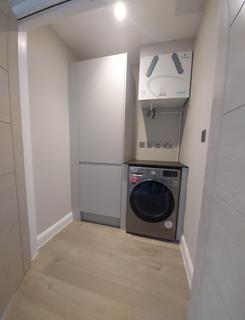 1 bedroom flat to rent, Meadrow, Godalming GU7