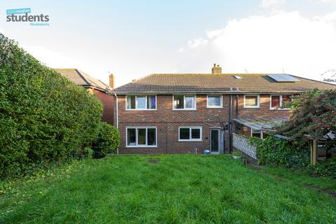 4 bedroom semi-detached house to rent, Isfield Road, East Sussex BN1