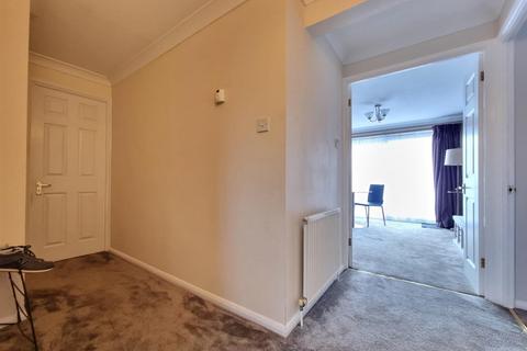 3 bedroom semi-detached house for sale, Strouds Close, Chadwell Heath, Romford