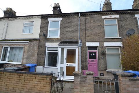 3 bedroom terraced house to rent, Winter Road, Norwich