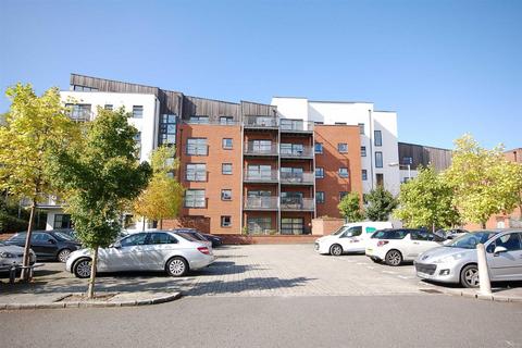 2 bedroom apartment to rent, Montmano Drive, West Didsbury, Manchester