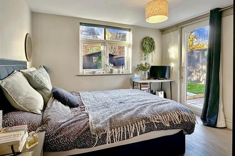 40 Chalmers Road, Cambridge, CB1 3SX