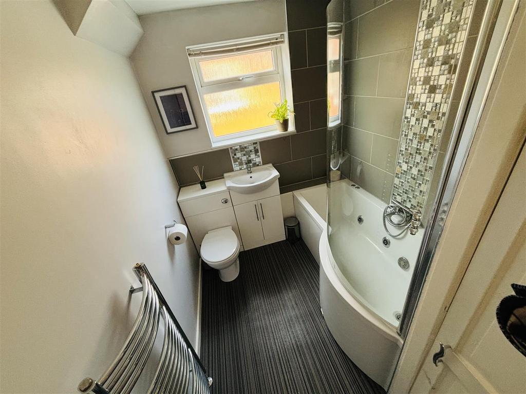 Bathroom .jpg