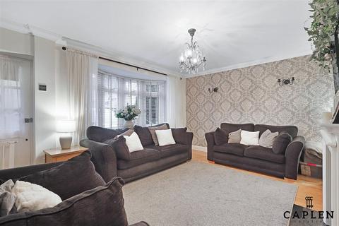 3 bedroom house for sale, Verderers Road, Chigwell