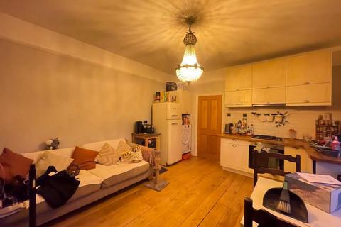 3 bedroom maisonette to rent, Freshfield Road, Brighton BN2