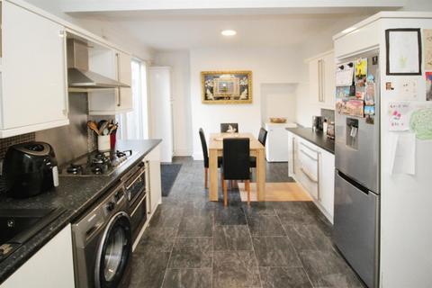 21 Lodore Avenue, Bradford, BD2 4JG