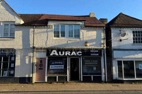 Retail property (high street) to rent, High Street, Billingshurst