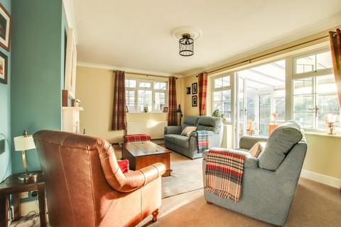 5 bedroom chalet for sale, Roeshot Crescent, Highcliffe, Christchurch, BH23