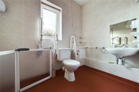 2 bedroom bungalow for sale, Burrcroft Court, Reading, RG30