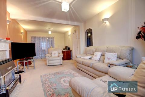 3 bedroom end of terrace house for sale, Rosslyn Avenue, Coventry