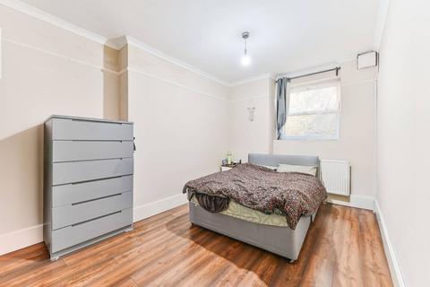 2 bedroom flat for sale, Shirley Lodge Mansions, South Croydon, Croydon, CR0