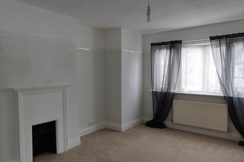 1 bedroom end of terrace house to rent, East Croydon CR0