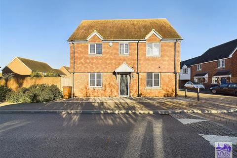 3 bedroom house for sale, Glimmer Way, Wainscott