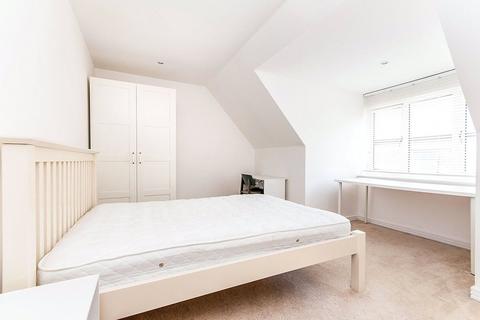 4 bedroom terraced house to rent, Drying Shed Lane, Kent CT1